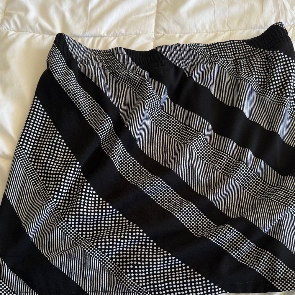 Croft & Barrow Black and White Patterned Skirt - Picture 5 of 5